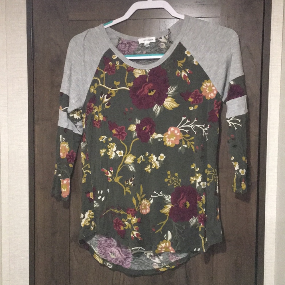 Beautiful tee!